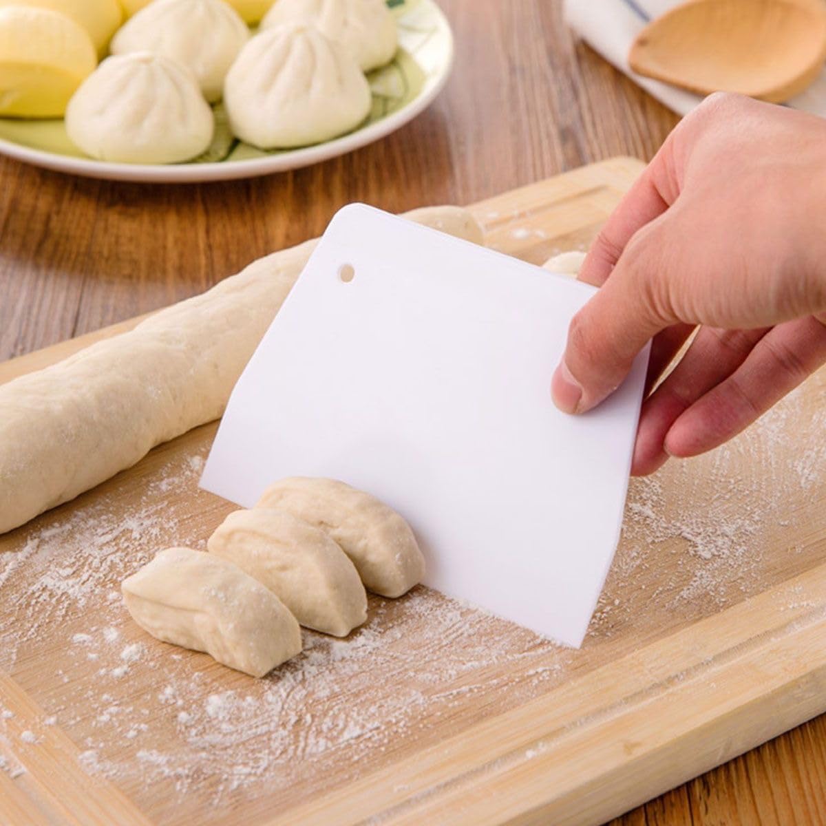 Cake Tools White Dough Cutter Plastic Trapezoid Scraper Baking Scrapers Chocolate Cutting Scraper Plastic knife