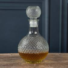 1 Pc Classy Brand New Very High quality Stylish and Luxurious Kitchen  clear  round  decanter at Affordable Price .Desiring The Best Experience