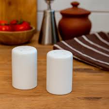 1pc Ceramic salt shaker round new ,Elevate your in-flight dining experience with our salt and pepper shakers