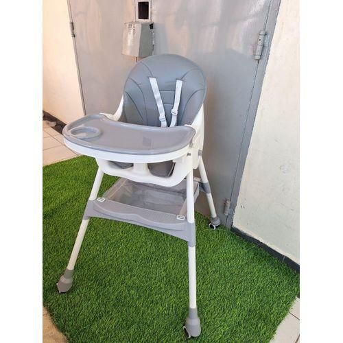 3 in 1 fodable ,reclining,adjustable height,has wheels,padded cushion ,adjustable tray feeding chair