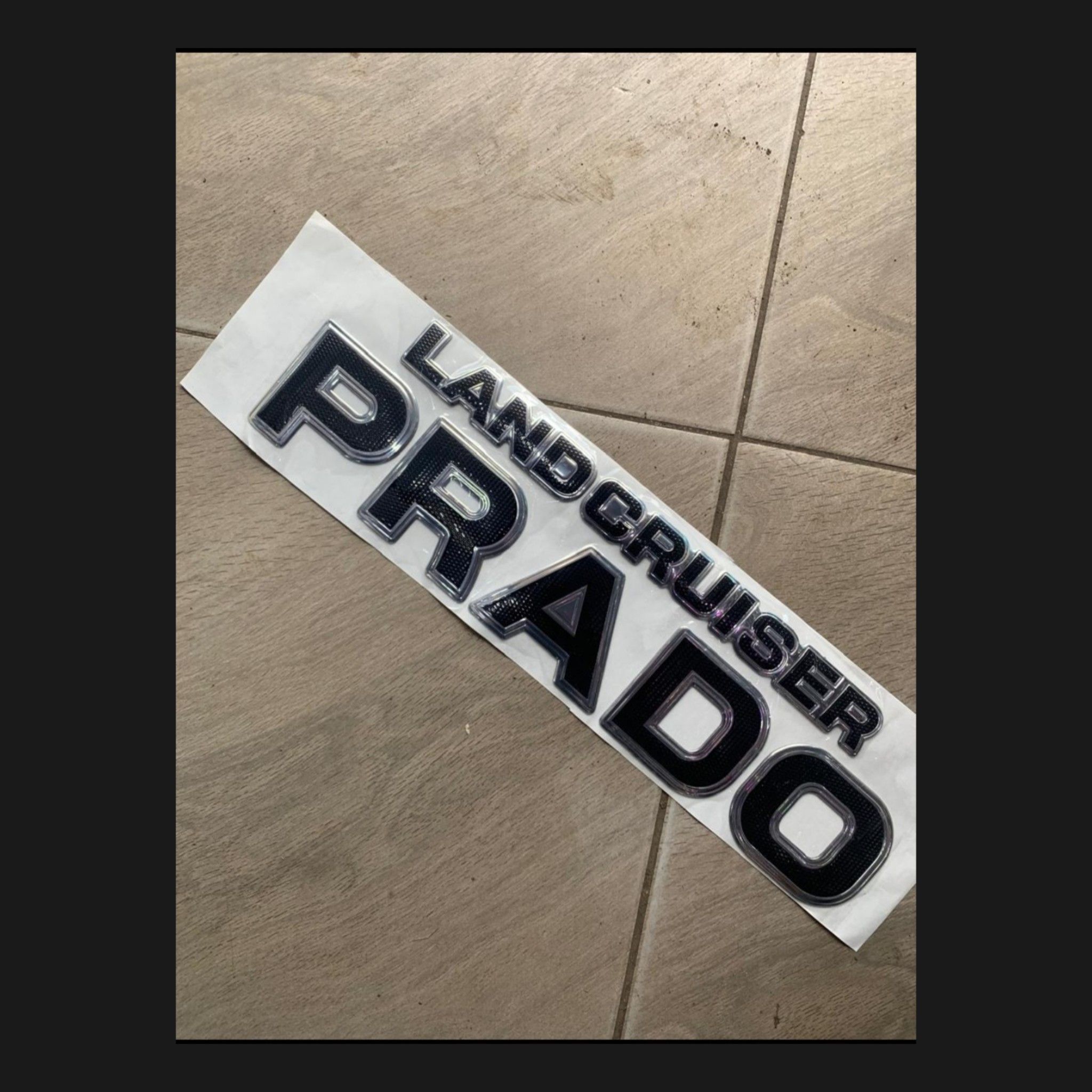Land Cruiser Prado Emblem