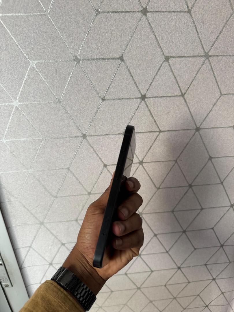 iphone 16e 256gb Brand New