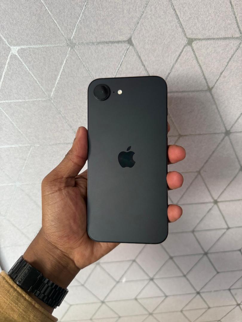 iphone 16e 256gb Brand New