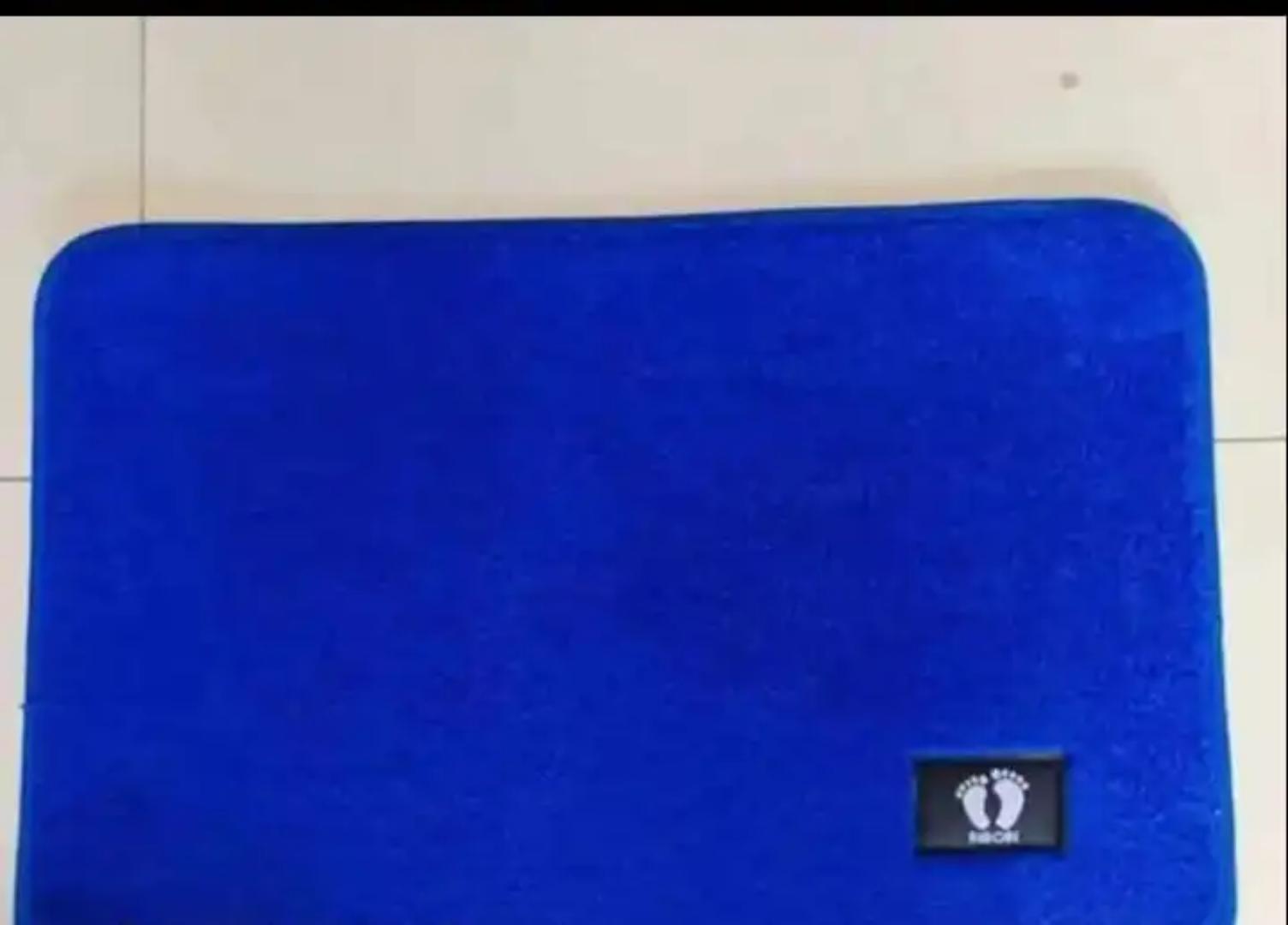 QUALITY DOORMATS;- Anti Skid Doormat 50cm * 80cm. It is very soft for a warm and cozy living space and easy to care for. Add a chic, fresh touch to your room