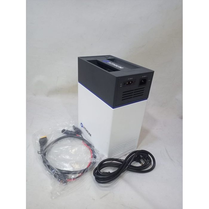 Hithium HeroEE1 Portable Power Station solar, car and wall powered Lithium 3 In 1 Inverter+Battery+Solar Controller Output 200W Power 1004Wh Hithium super power bank 2yrs Warranty