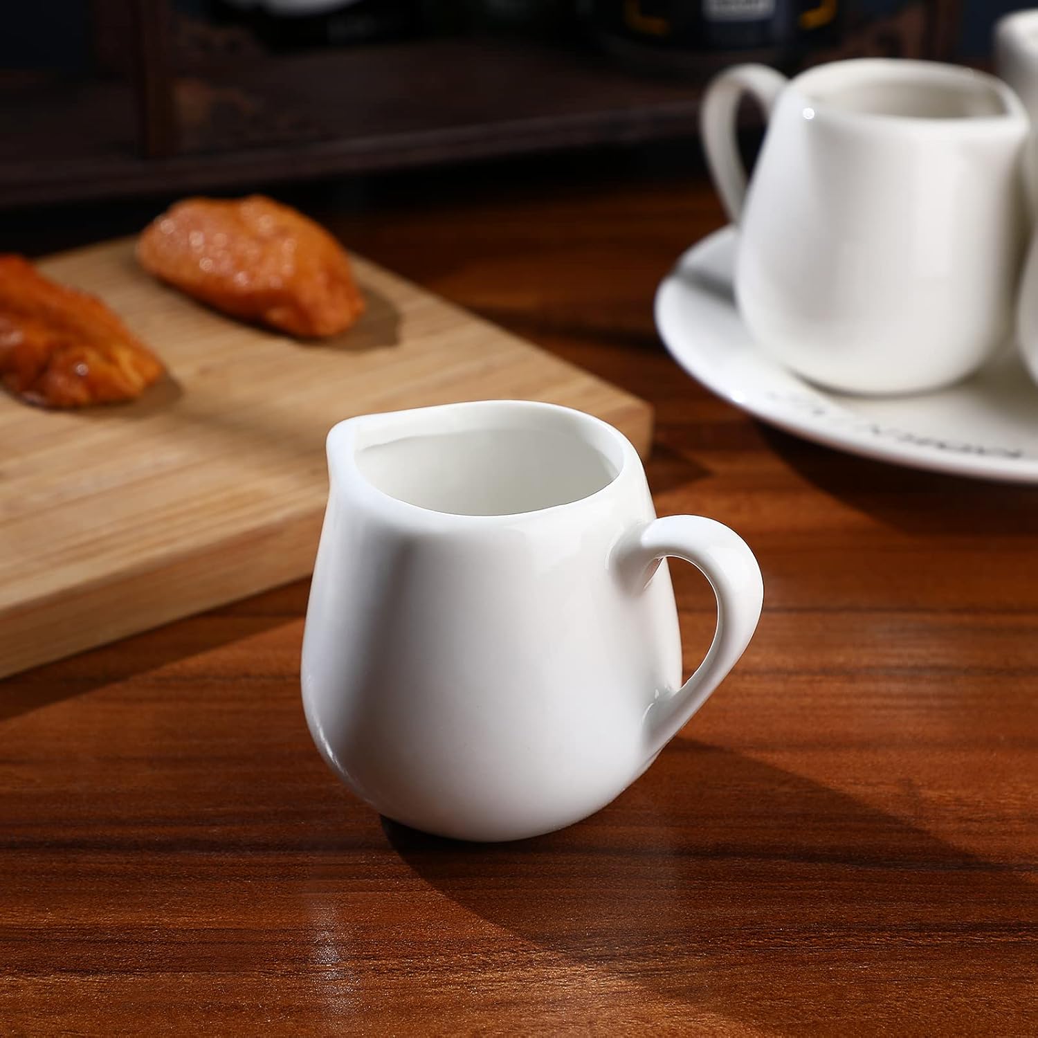 200ml Ceramic Milk Jug Sauce Cup Sauce Jug Serving Jug Ceramic with Handle for Milk Coffee