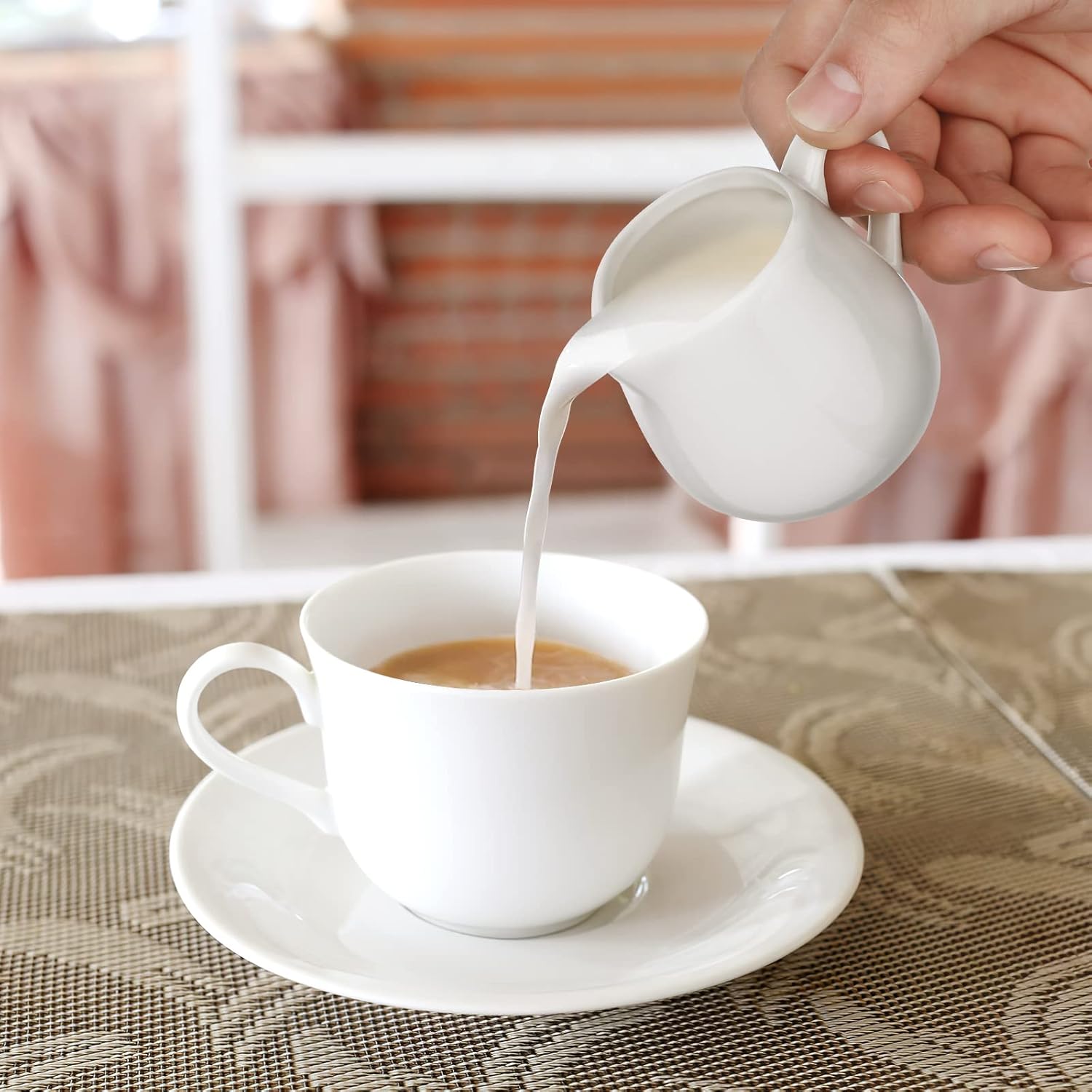 200ml Ceramic Milk Jug Sauce Cup Sauce Jug Serving Jug Ceramic with Handle for Milk Coffee
