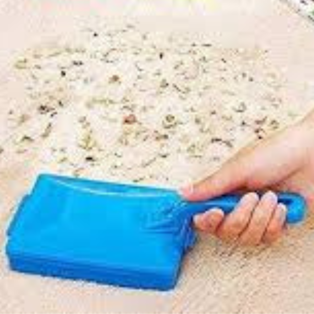 Manual carpet brush mini vacuum cleaner Manual carpet brush vacuum cleaner, no electricity and no batteries meaning it can be used in any setting Handheld brush which can be used anywhere.