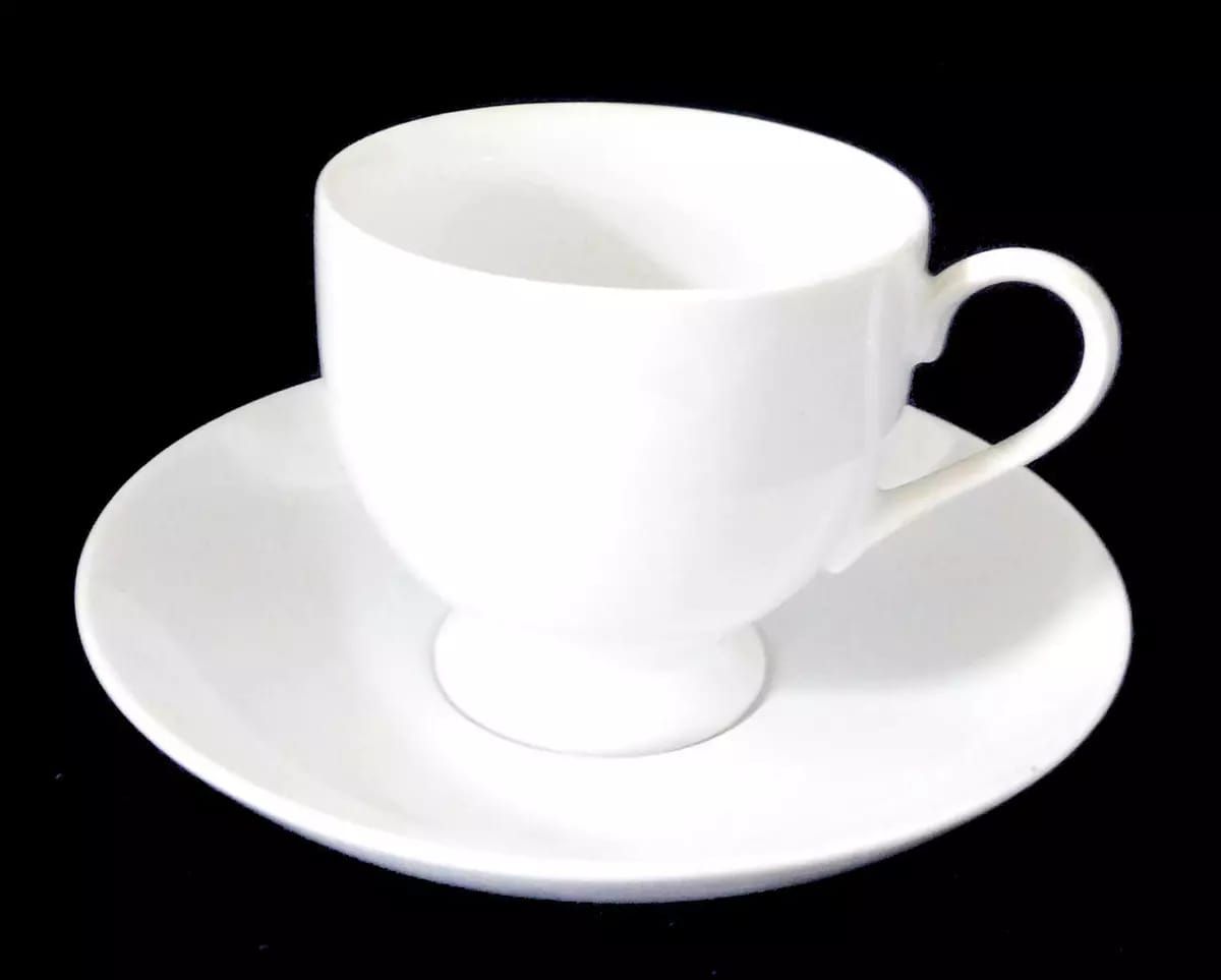 Cup and saucer fancy shapely comes in six cups and six saucers made of high quality ceramic