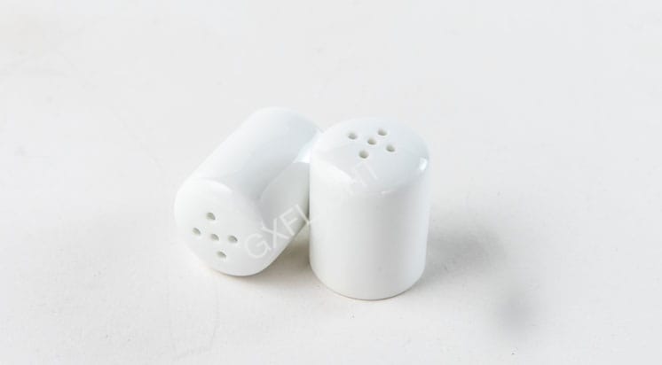 1pc  Ceramic salt shaker round new ,Elevate your in-flight dining experience with our  salt and pepper shakers