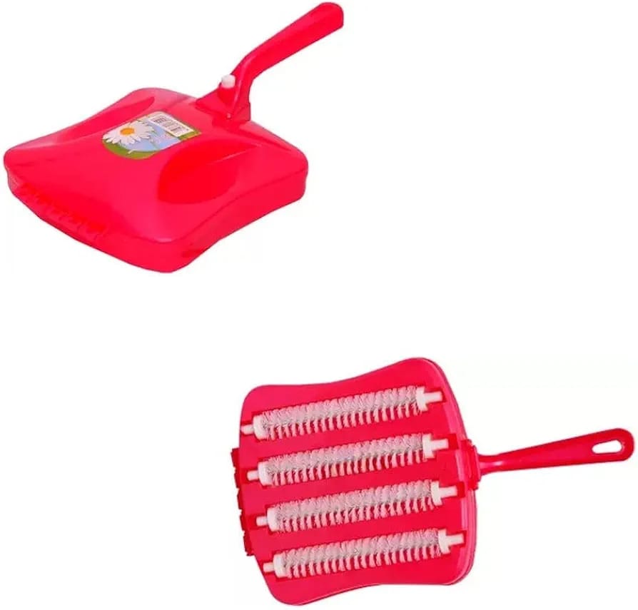 Manual carpet brush 4line heavy mini vacuum cleaner Manual carpet brush vacuum cleaner, no electricity and no batteries meaning it can be used in any setting Handheld brush which can be used anywhere.