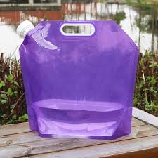 1pc Foldable water bottle/bag  made of plastic suitable for picnics and home use ,its easy to carry because it has  a handle which fits your handle