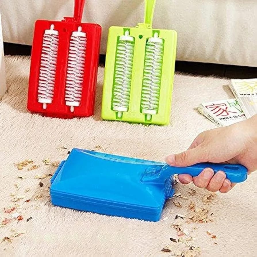 Manual carpet brush 2lines  mini vacuum cleaner Manual carpet brush vacuum cleaner, no electricity and no batteries meaning it can be used in any setting Handheld brush which can be used anywhere