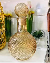 1 Pc Classy Brand New Very High quality Stylish and Luxurious Golden Kitchen Decanter round gold at Affordable Price .Desiring The Best Experience