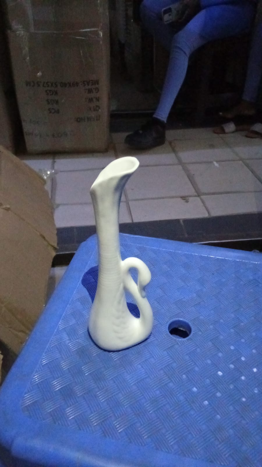 Vases For Flowers Creative Swan Vase Nordic Luxury Gilt Ceramics Vases Flower Arrangement Ornament Home Living Room Dining Table Decor Ornaments For Living Room(White)