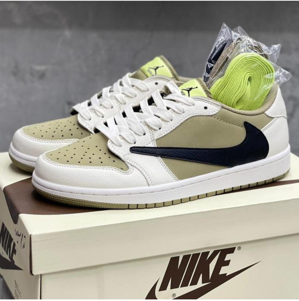 JORDAN 1 LOW GOLF TRAVIS SCOTT