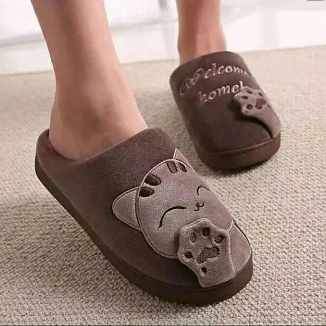 Indoor slippers: warm flush comfortable indoor home ant slip sandles shoes for men women kids