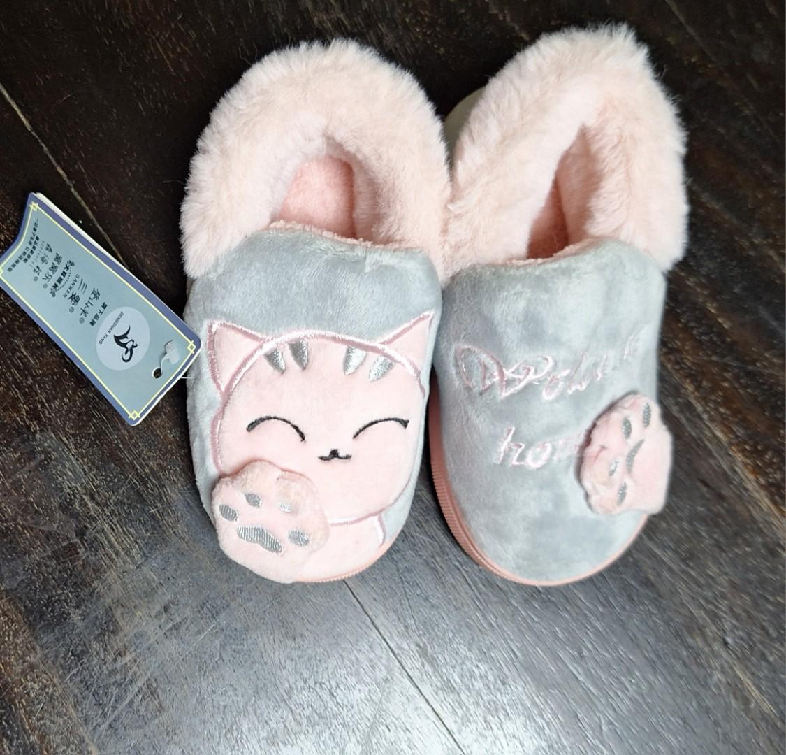 Indoor slippers: warm flush comfortable indoor home ant slip sandles shoes for men women kids