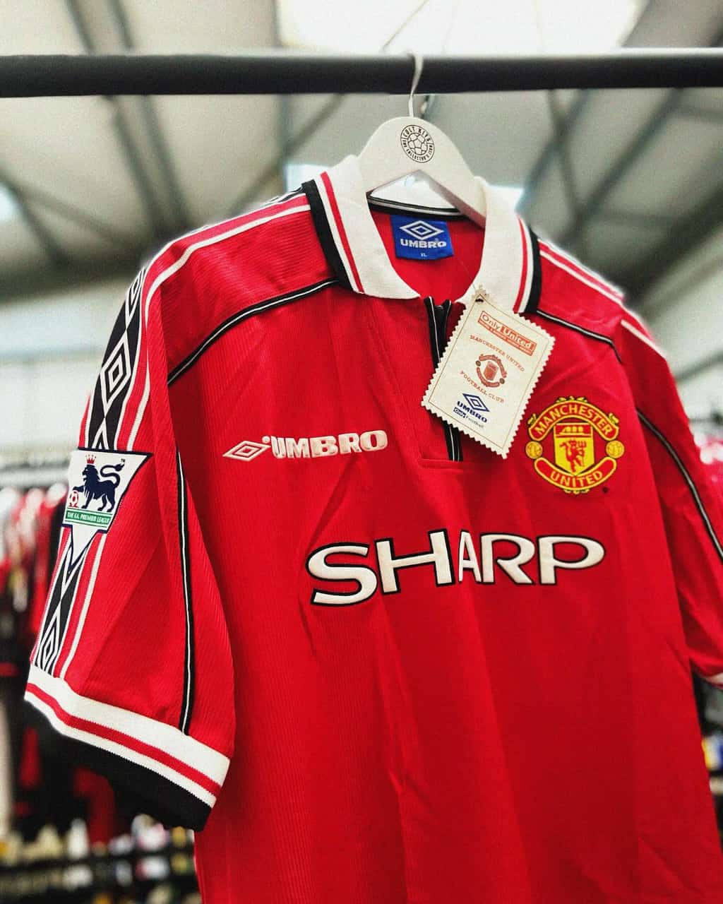 Manchester United Vintage Jersey Sharp Edition/Man united Retro Jersey high quality material sharp viewcam red