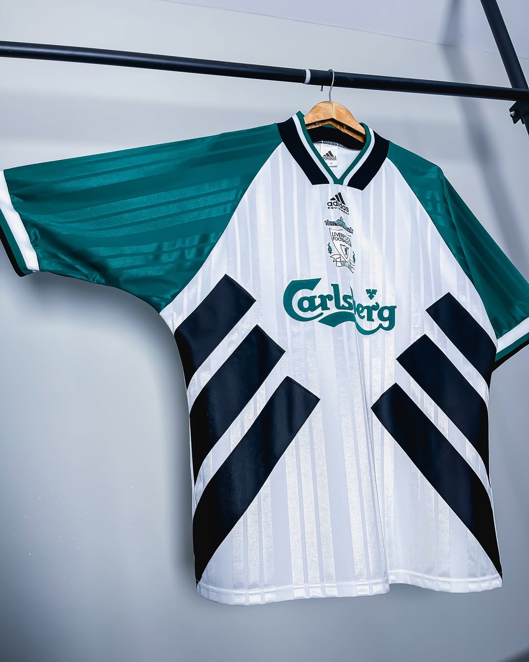 Liverpool Carlsberg 1993/94 retro vintage jersey green and white authentic old scool jersey high quality