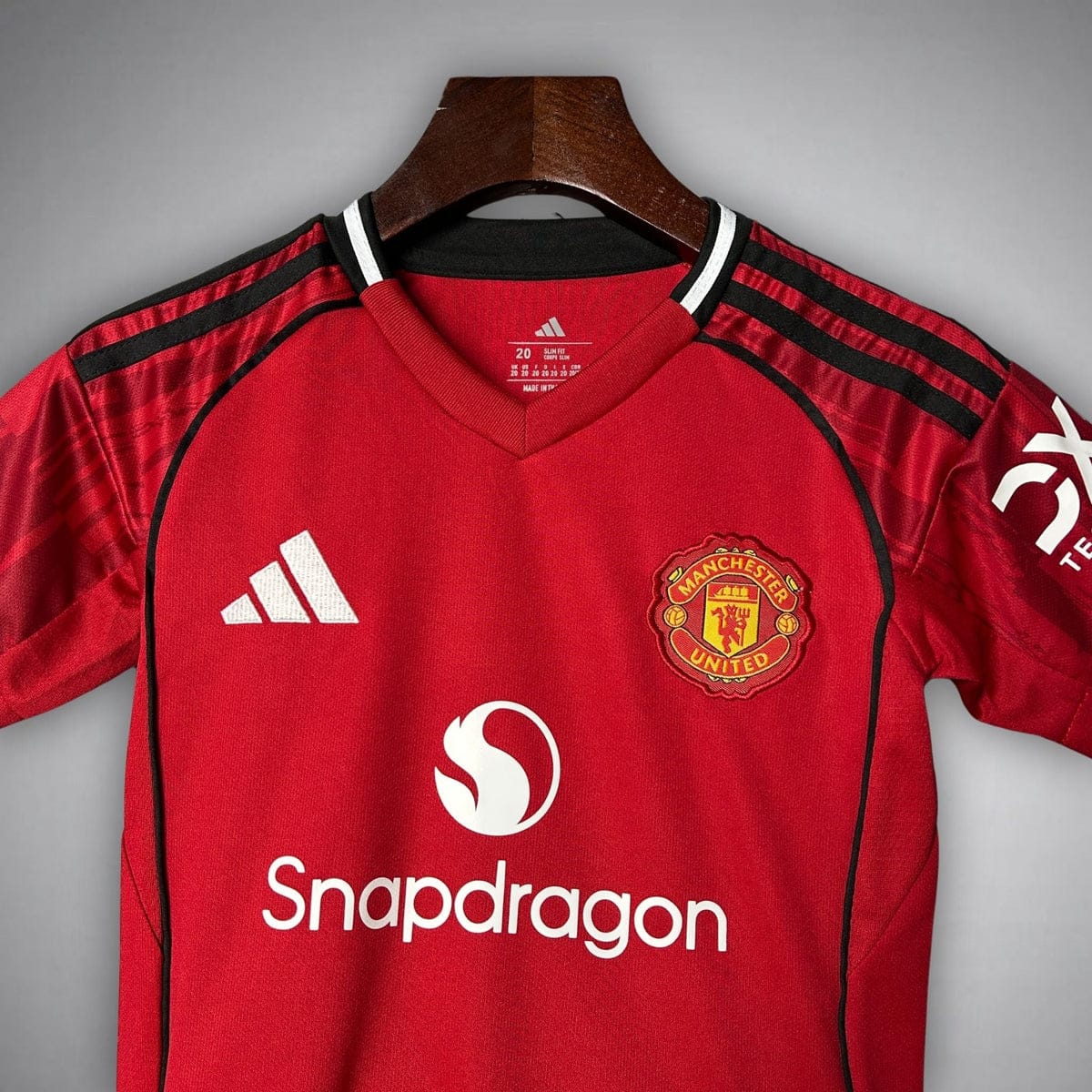Original Manchester united new jersey for kids full set with shorts original jersey Man united new home kit for kids