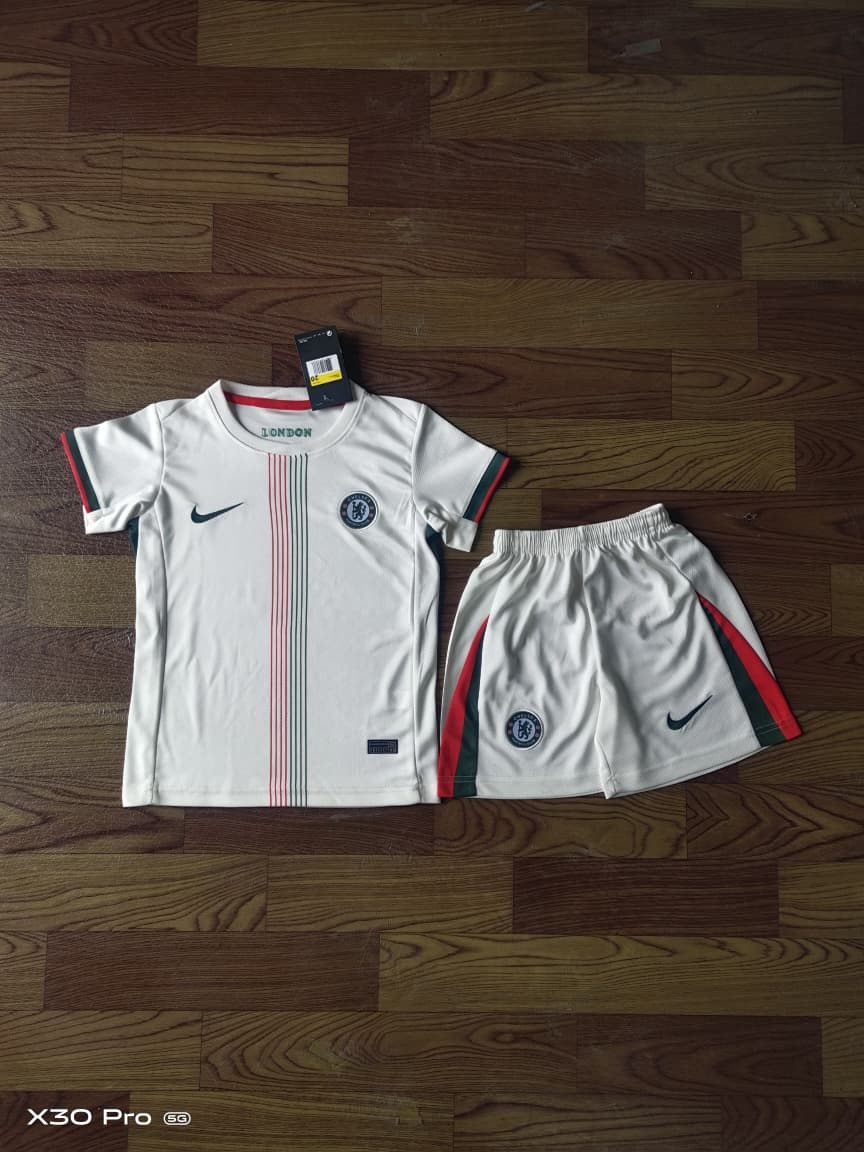 Chelsea  white  Away  25/26 New Season Away Kit Kids Full set Jersey plus shorts from 2-3 years Chelsea Away kit