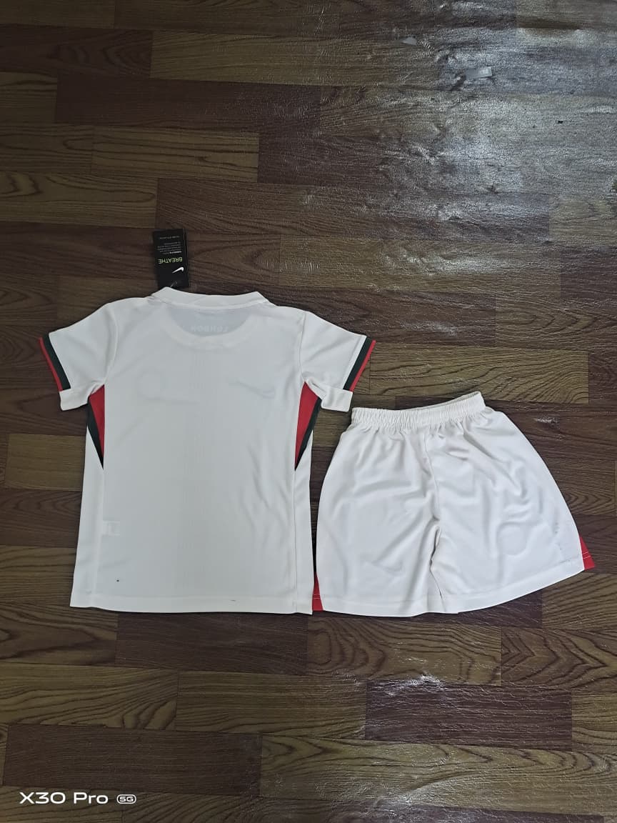 Chelsea  white  Away  25/26 New Season Away Kit Kids Full set Jersey plus shorts from 2-3 years Chelsea Away kit
