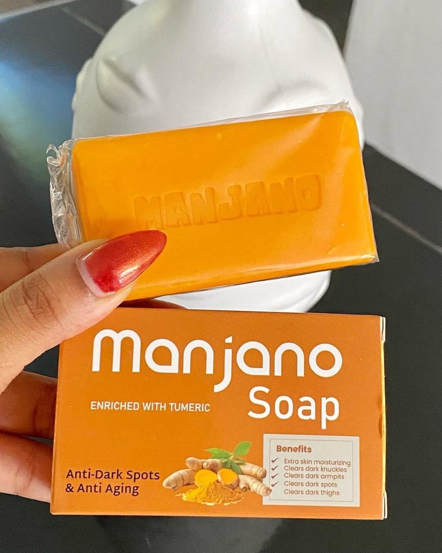 MANJANO SOAP CLEARS DARK SPOTS,ARMPITS,KNUCKLES,THIGHS.
