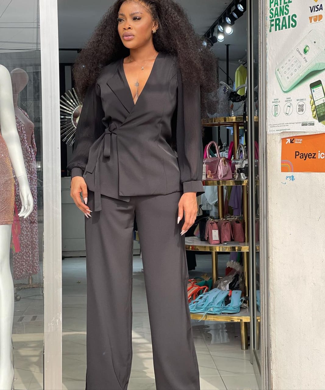 TWO PIECE SUIT