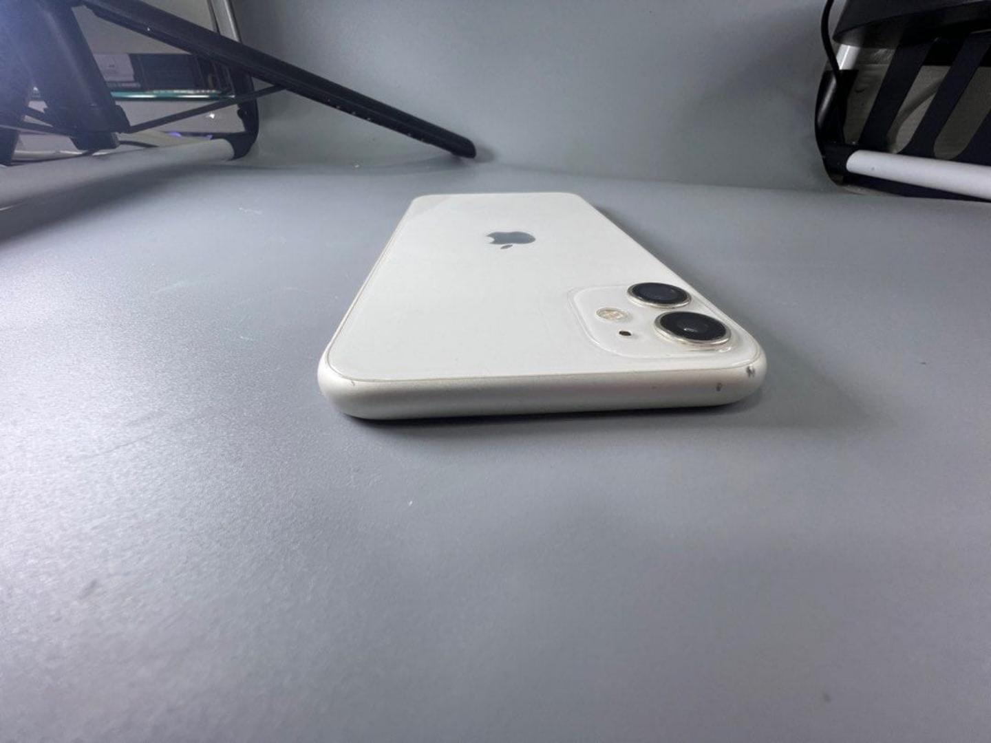 iphone 11 128GB