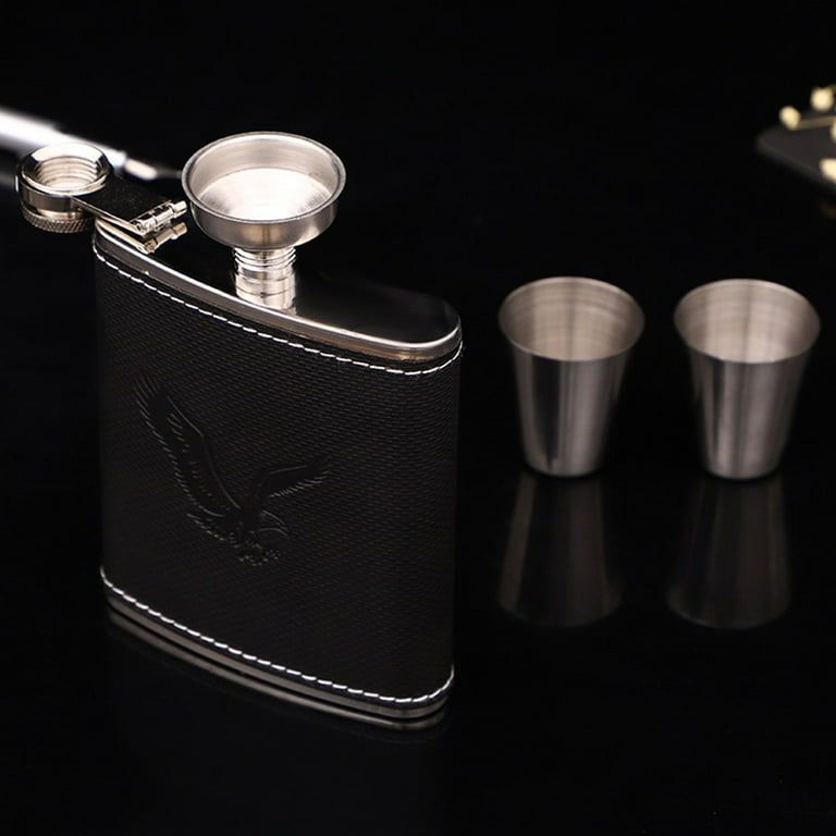 200 Ml  Whiskey Stainless Steel Hip Flask Gift Set For Liquor Outdoor Leak Proof Stainless Steel Hip Flask / Whiskey  bottles.