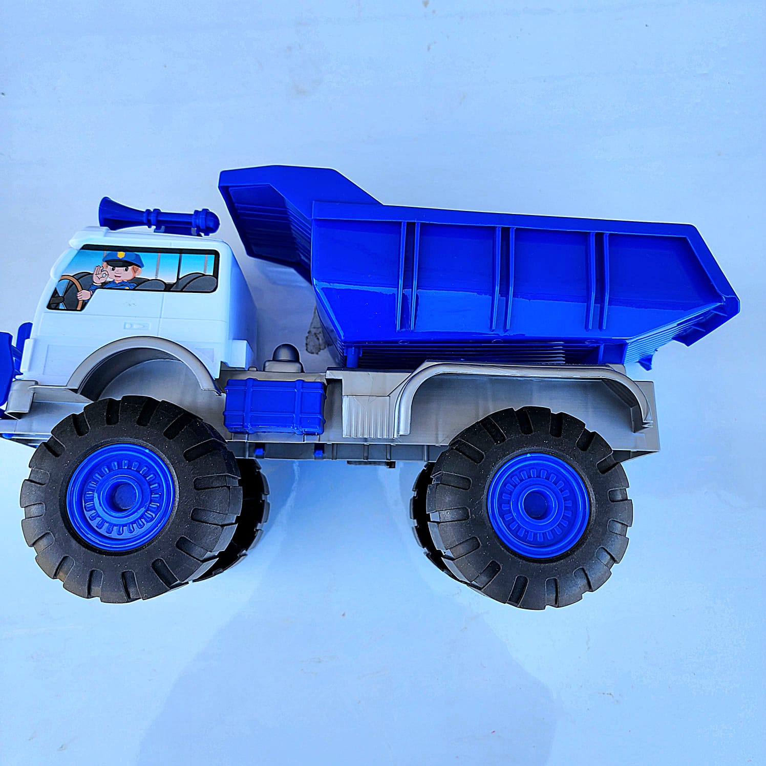 White and blue construction monster dump truck, kids toy cars, beach, indoor & outdoor toy cars