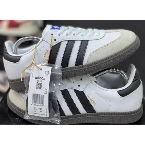 BIG OFFER! NEW ARRIVAL UNISEX  Samba white/black Size 37-45 Men's/Women's Fashion Shoes Casual Sneakers Premium Quality As In the Picture