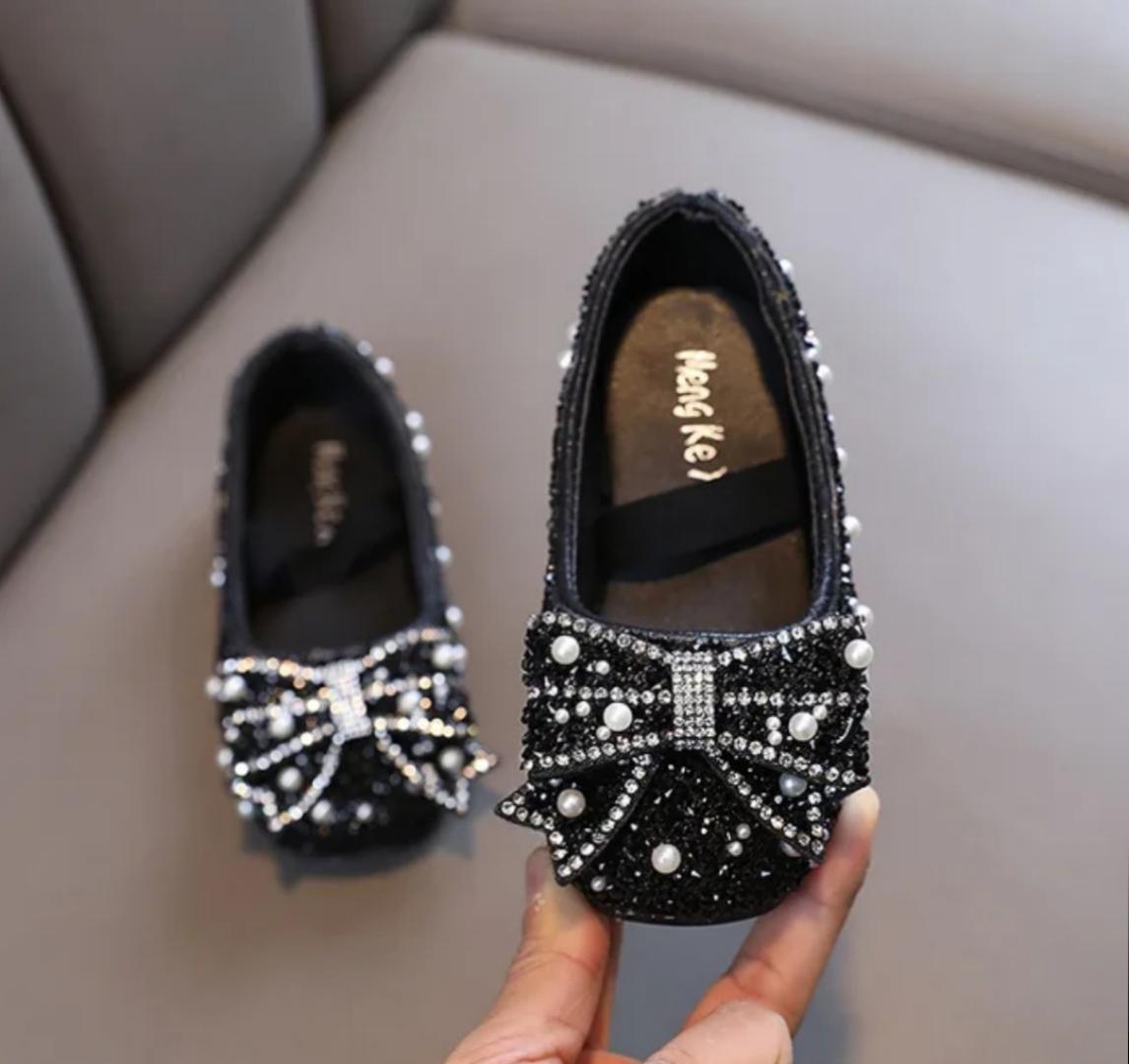 Stylish Girls Shoes, doll shoes, beautiful, casual ware.