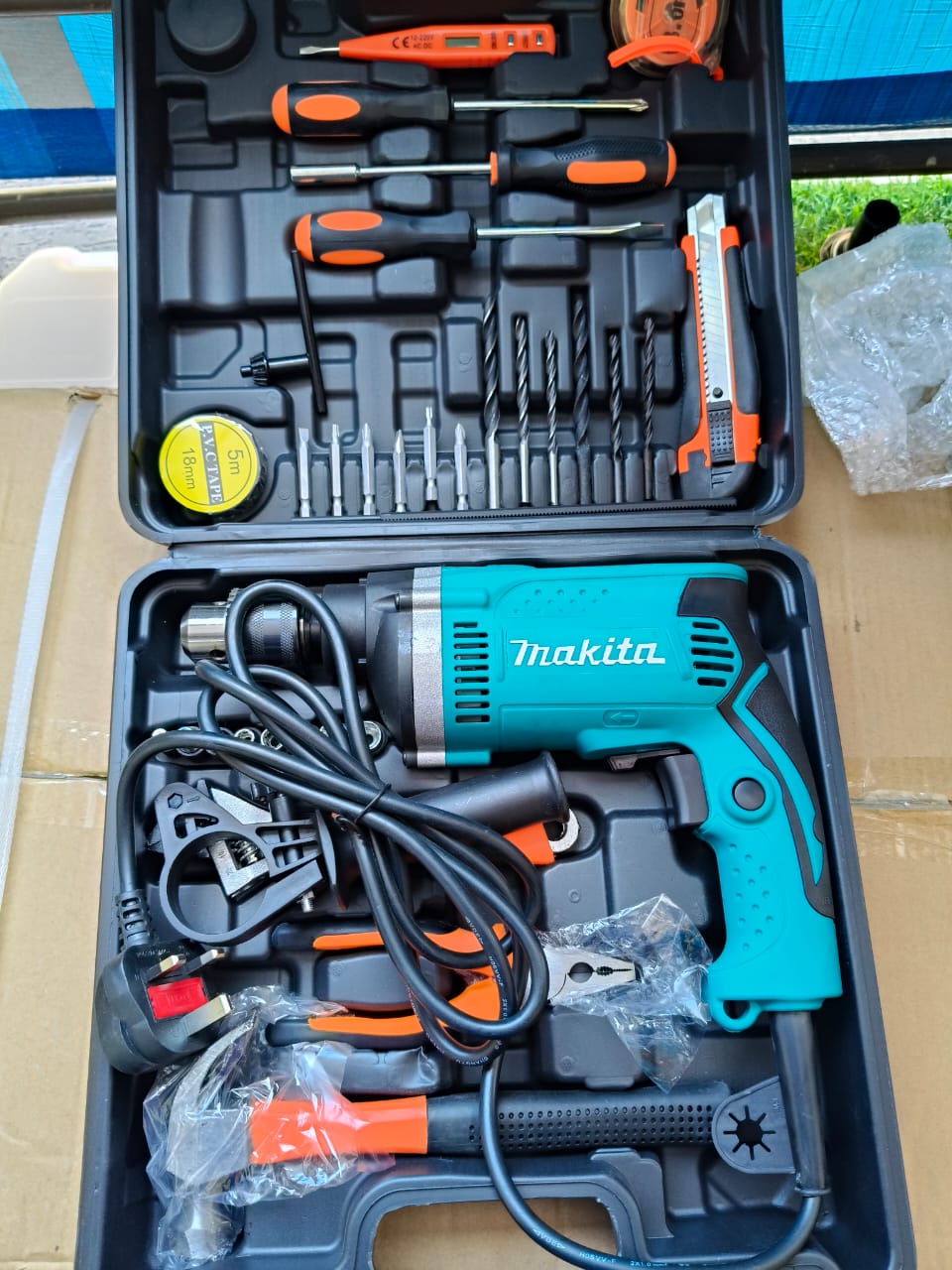 Makita CORDED DRILL TOOLSET