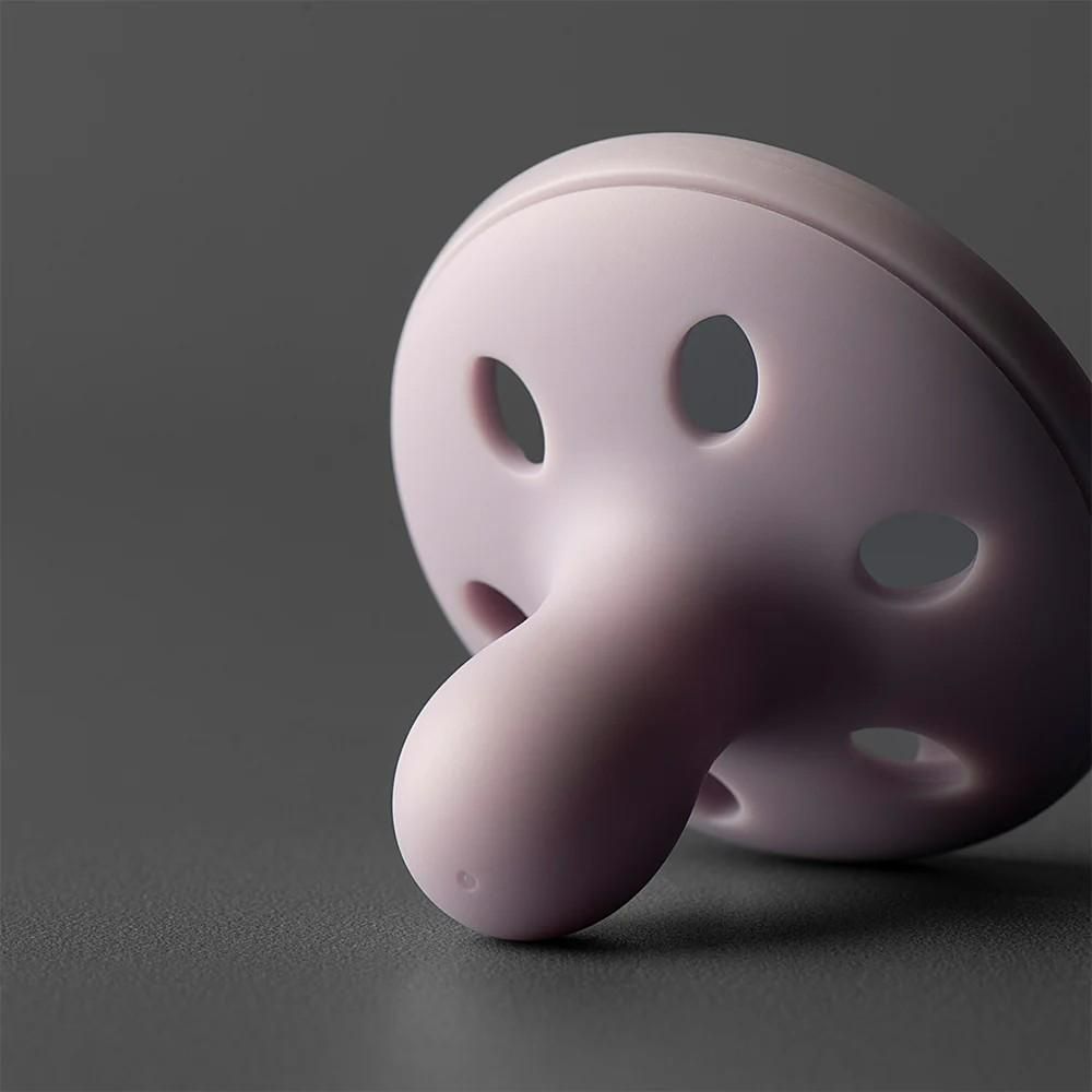 Tommee  Tippee Silicone breast like Soother