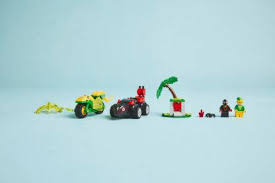Lego Marvel Spin and Electro Dinosaur Vehicle Chase