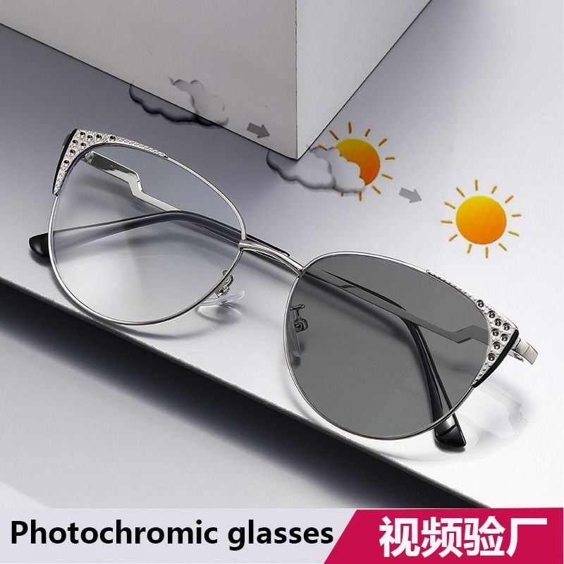 Qsky New Retro Metal Frame Diamond Glasses 2025 Computer Cat Eye Candy Colorful Anti Blue Light Glasses 1PC