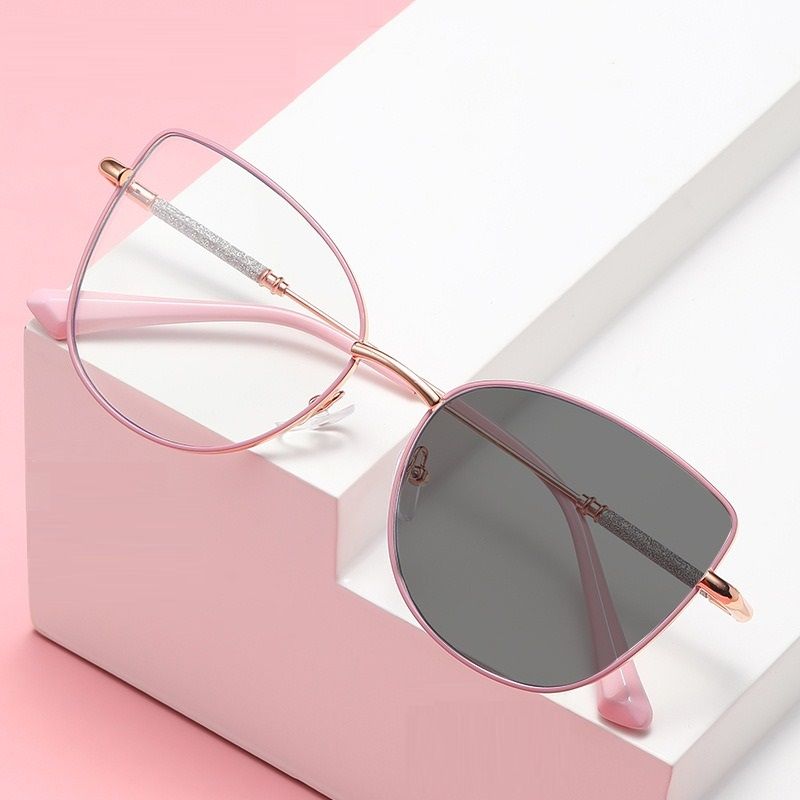 2025 New Trend Products Block UV Glasses Optical Glasses square Frame Metal Frames for Women and Men 1pc