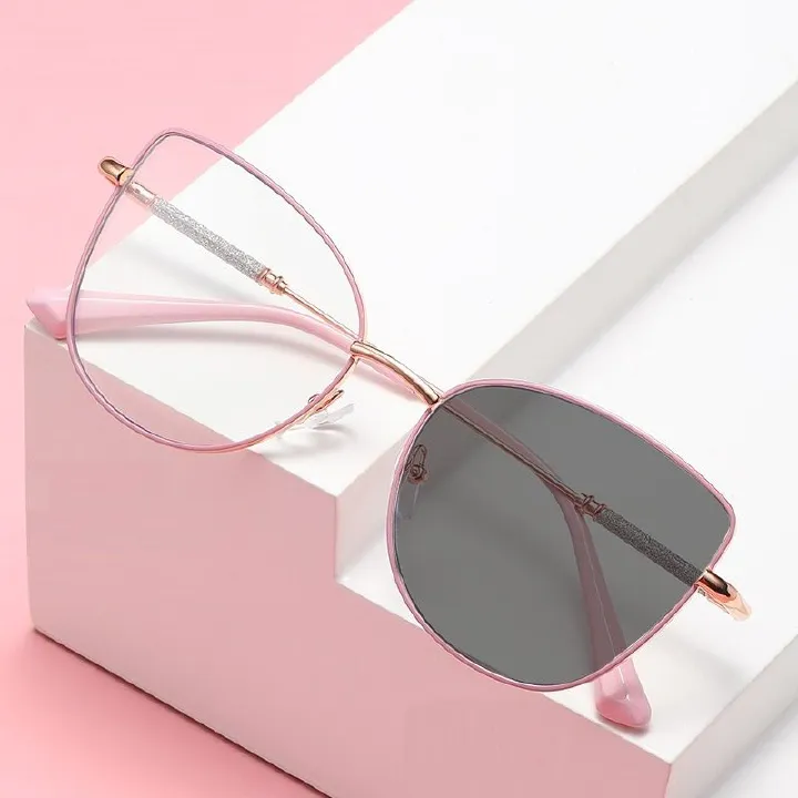 2025 New Trend Products Block UV Glasses Optical Glasses square Frame Metal Frames for Women and Men 1pc