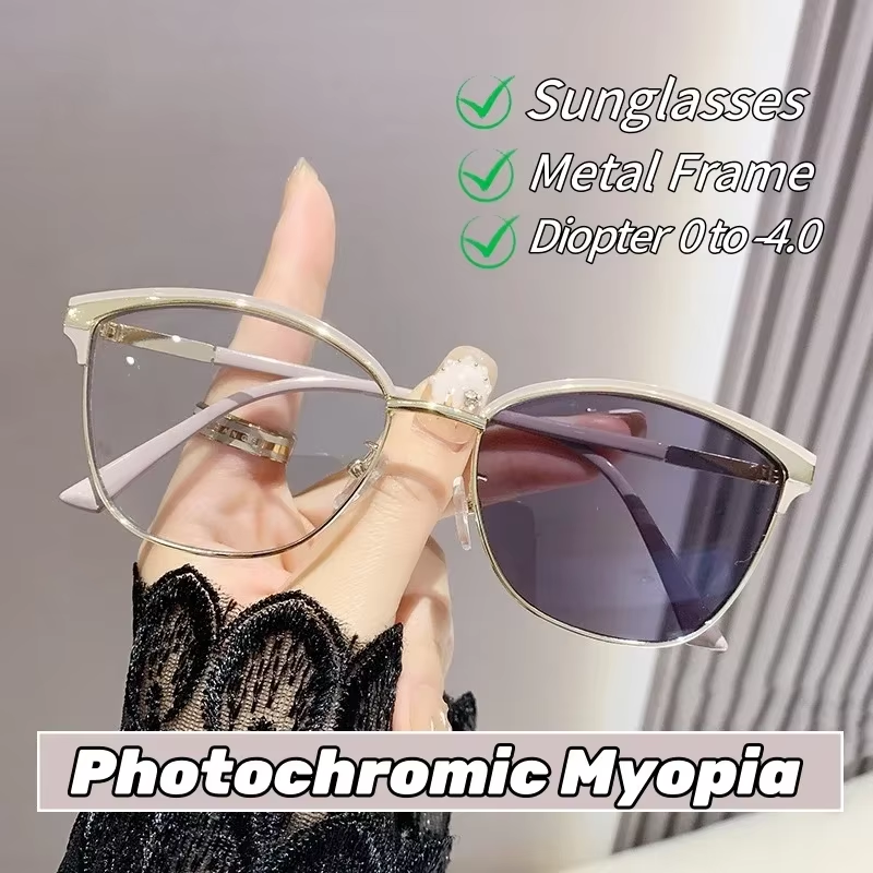 015 Light Sensitive Color Changing Anti Blue Light Glasses for Women With Large Frame and ultra Light Flat Lens Frame 1PC