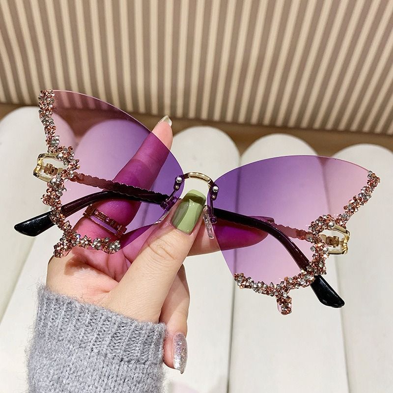 Luxury Diamond Butterfly Sunglasses Women Brand y2k Vintage Rimless Oversized Sun Glasses Ladies Eyewear gafas de sol 1PC