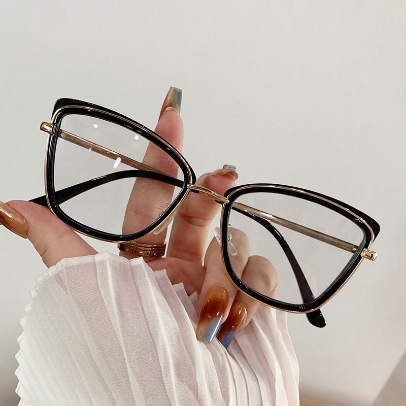 2025 Custom Logo Photo Grey Glasses New Women Optical Blue Light Optical Glasses Metal Cat Eye Photochromic Eyeglasses Frame 1PC