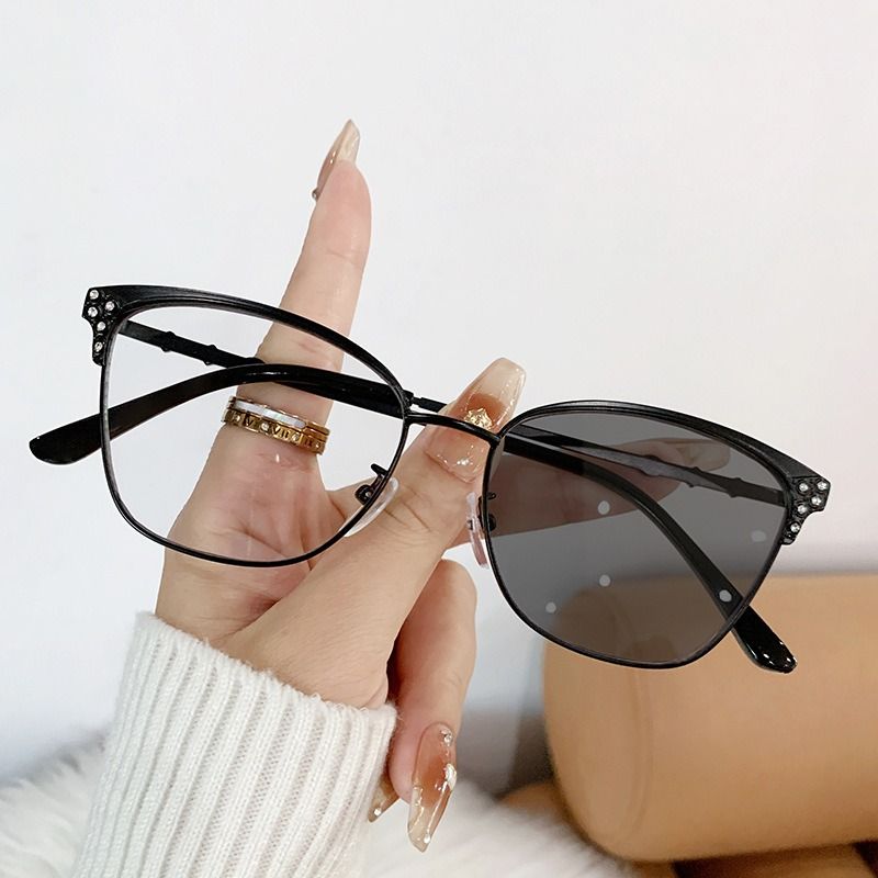 25807 New Color Changing Cat Eye Anti-blue Light Glasses Frames Women Men Square Computer Optical Eyeglasses 1PC