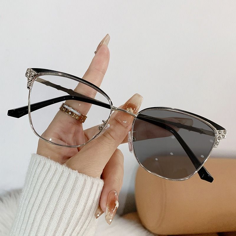 25807 New Color Changing Cat Eye Anti-blue Light Glasses Frames Women Men Square Computer Optical Eyeglasses 1PC