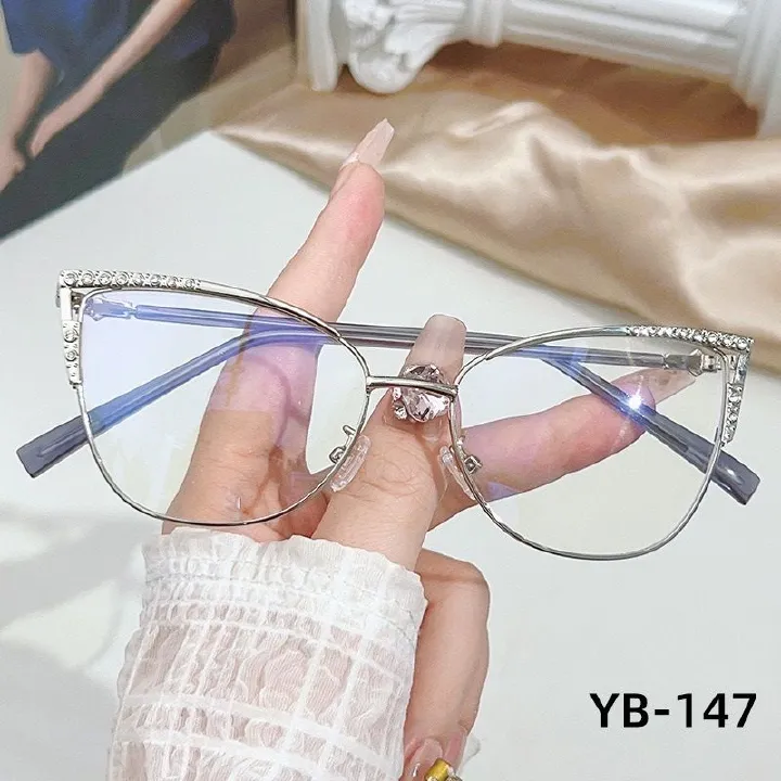 2025 Luxury Diamond Cat Eye Anti-Blue Light Glasses Women Optical Lens Multi-color Splicing Metal Frame Computer Reading Glasses 1PC