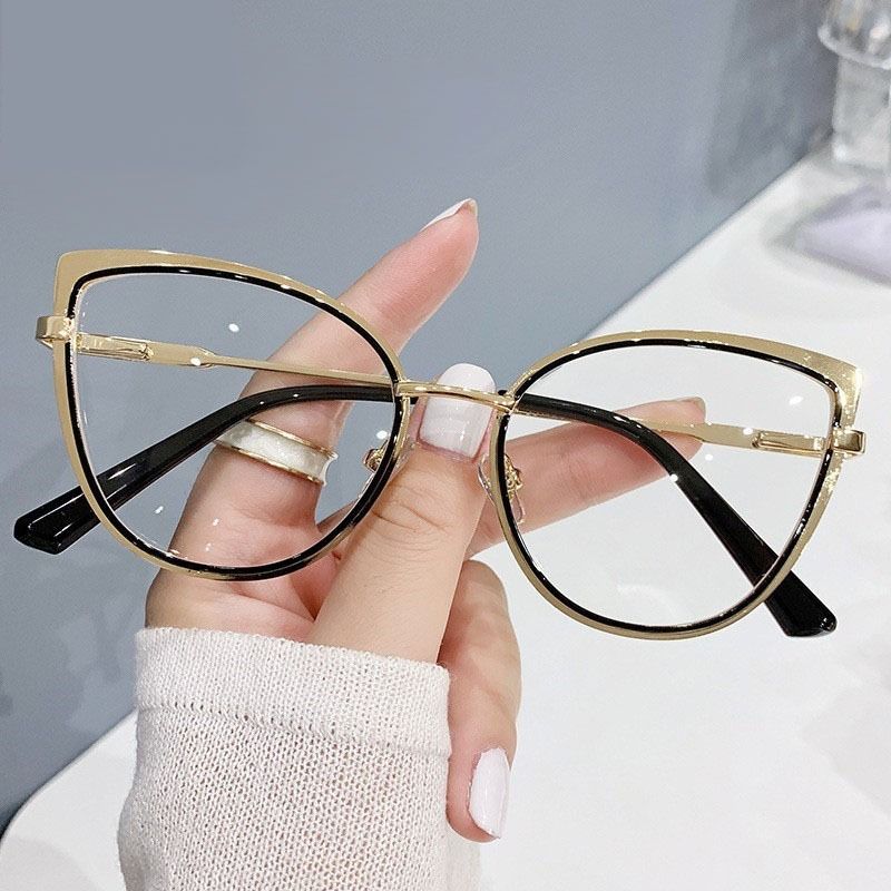 Fashion Cat Eye Glasses Ultra-light Glasses Frame Retro Photochromic Eyeglasses Anti-blue Light Eyewear Metal Color-changing 1PC