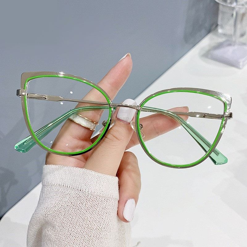 Fashion Cat Eye Glasses Ultra-light Glasses Frame Retro Photochromic Eyeglasses Anti-blue Light Eyewear Metal Color-changing 1PC