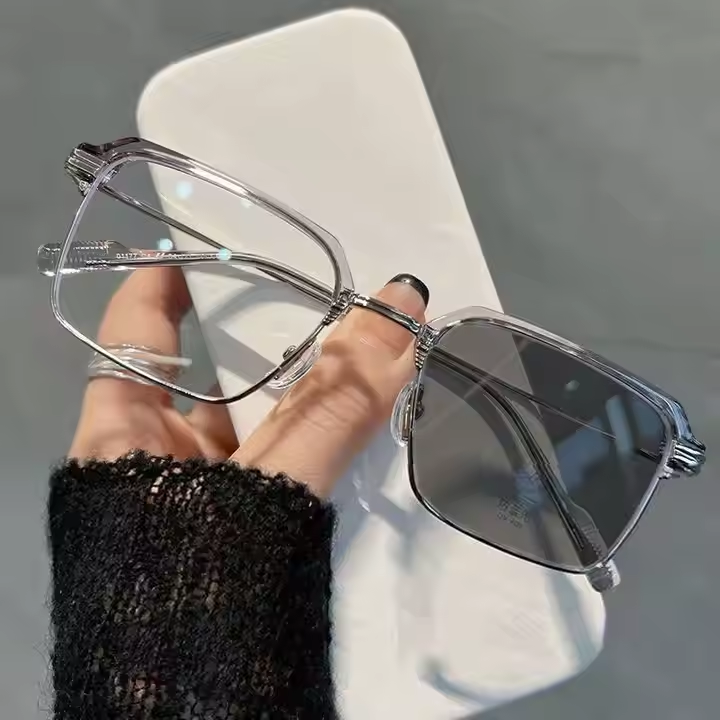 HX01 Custom Logo Fashion Anti-Blue Light Discoloration Glasses Square Frame Photochromic Reading Phototropy Glasses for Men 1PC