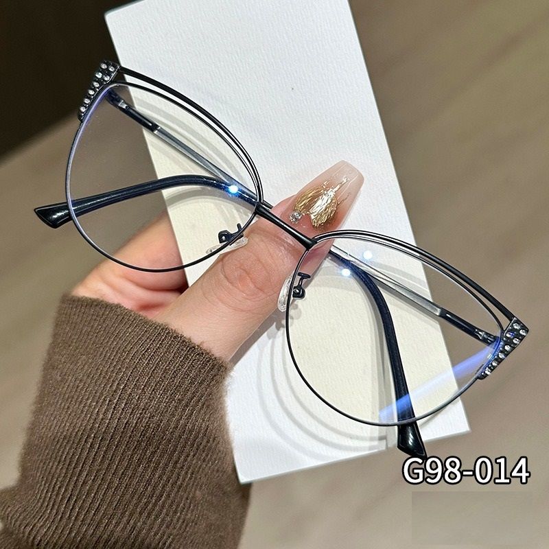 New Unisex Minimalist Versatile Metal Fashion Accessory Eyeglass Frames with  Blocking Photochromic Cat-Eye Shape 1PC